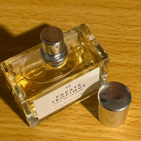 NEW UO Le Monde Gourmand PAPAYE TROPIQUE Eau de Parfum 1 FL Oz / 30 ML - Picture 5 of 5